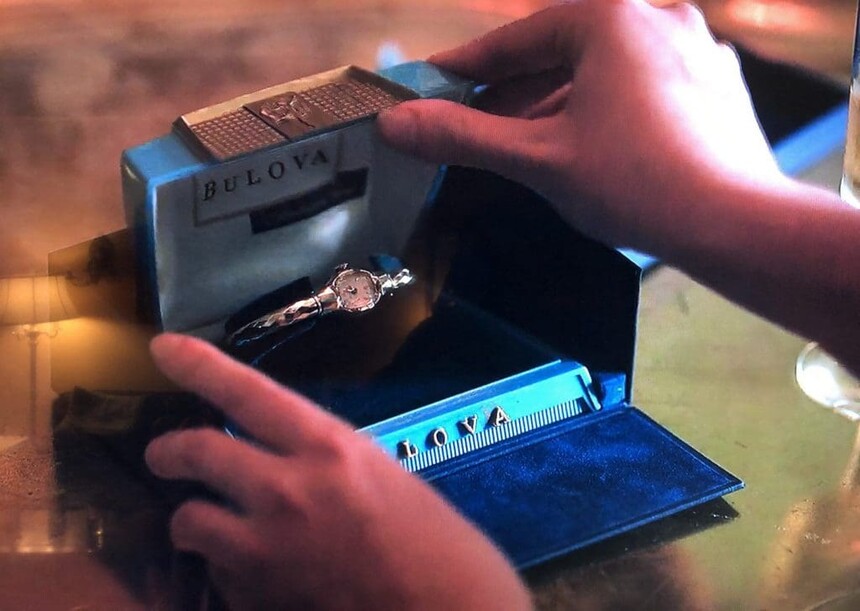 La Bulova American Girl portée par Beth Harmon dans la série. Source : www.timeandtidewatches.com