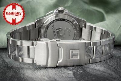 Tissot Seastar 1000 Quartz T120.210.11.011.00 (+ bracelet de rechange)