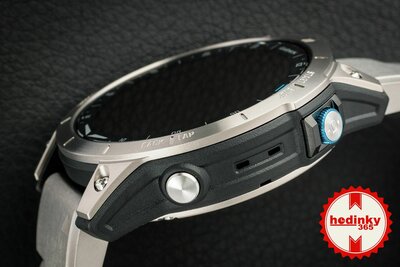Garmin D2 Mach 1, Vented Titanium Bracelet (+ bracelet de rechange)