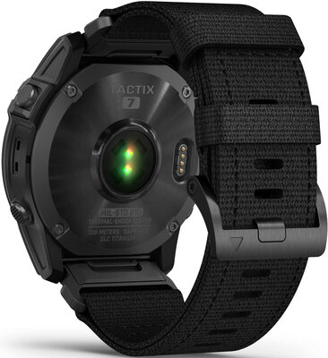 Garmin Tactix 7 PRO Solar Sapphire Ballistics Edition Bracelet nylon noir (+ bracelet de remplacement)
