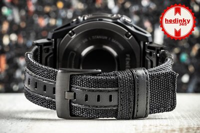 bracelet en nylon Ricardo Pozza 26mm, Black, QuickFit