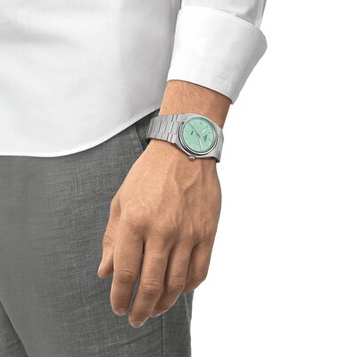 Tissot PRX Quartz T137.410.11.091.01 (dans la couleur Tiffany Blue)