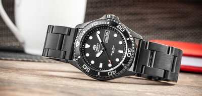 bracelet en acier inoxydable Ricardo Vacone, noir