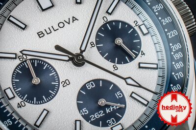 Bulova Lunar Pilot Quartz Chronograph 98K112 (+ bracelet de rechange)