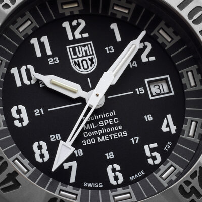 Luminox Mil Spec Inspired XL.3351.1.SET (+ bracelet de rechange)