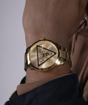 Guess Badge GW0782G1