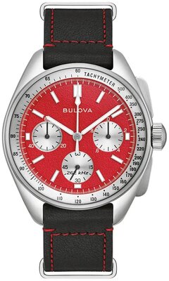 Bulova Lunar Pilot Quartz Chronograph 96K115 (+ bracelet de rechange)