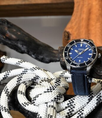 Union Glashütte Belisar Date Sport D009.907.11.047.00 (+ bracelet de rechange)