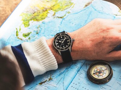 Union Glashütte Belisar Date Sport D009.907.27.057.00 (+ bracelet de rechange)