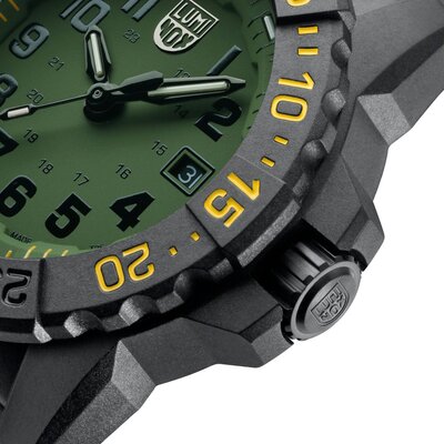 Luminox Navy SEAL XS.3517.NSF.SET Foundation (+ bracelet de rechange)