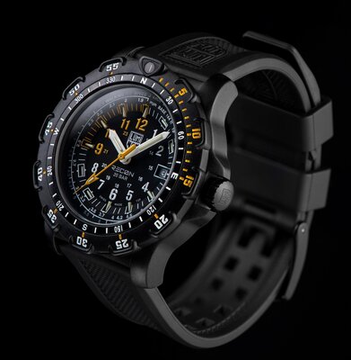 Luminox Navy Seal XL.8825.H.SET.1 (+ bracelet de rechange)