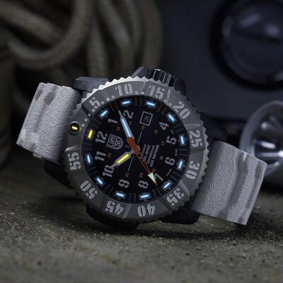 Luminox Mil Spec XL.3359.SET (+ bracelet de rechange)