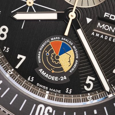 Fortis Novonaut N-42 Automatic Chronographe Amadee-24 F2040016 Limited Edition 100pcs (+ bracelet de rechange)