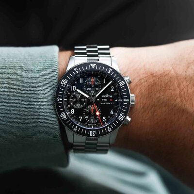 Fortis Novonaut N-42 Automatic Legacy Chronograph F2040008