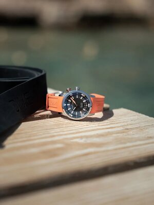 Maurice Lacroix Pontos S Diver Automatic PT6248-SS00L-330-J (+ bracelet de rechange)
