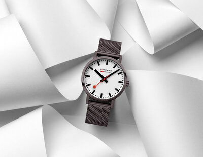 Mondaine Classic Quartz A660.30360.1BSBZ