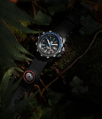 Luminox Land Recon Nav Spec XL.8833