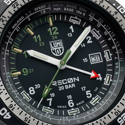 Luminox Land Recon Nav Spec XL.8837.SET (+ bracelet de rechange)