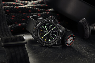 Luminox Land Recon Nav Spec XL.8837.SET (+ bracelet de rechange)