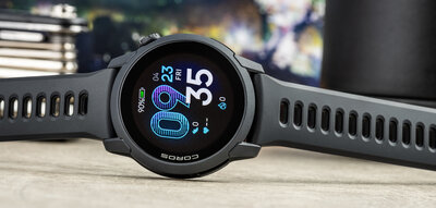 Coros Pace 4 Black / Silicone Band