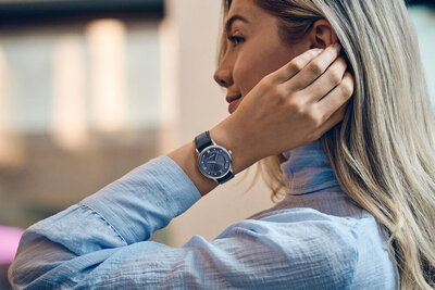 Wenger Urban Donnissima Quartz 60.1721.120 (+ bracelet de rechange)