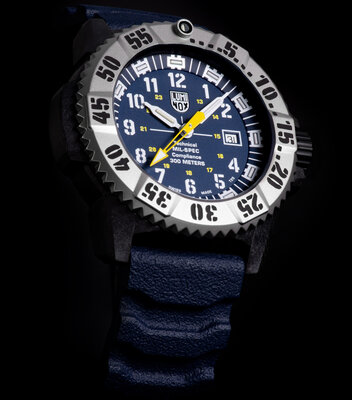 Luminox MIL-SPEC XL.3355.SET (+ bracelet de rechange)