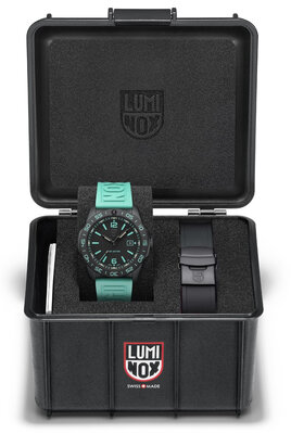 Luminox Sea XS.3124.N.SET Pacific Diver (+ bracelet de rechange) Limited Edition 777pcs