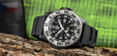 Luminox CZECH-SPEC XL.3351.CM.N.SET Limited Edition 150pcs (+ bracelet de rechange)