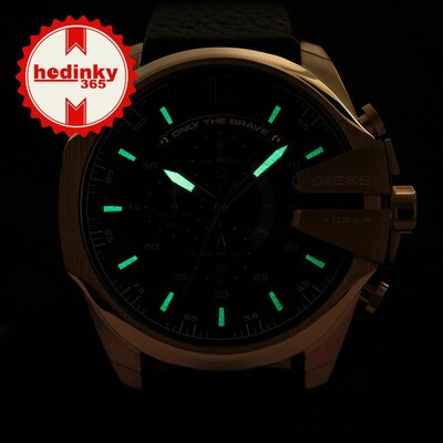 Diesel Mega Chief DZ4344